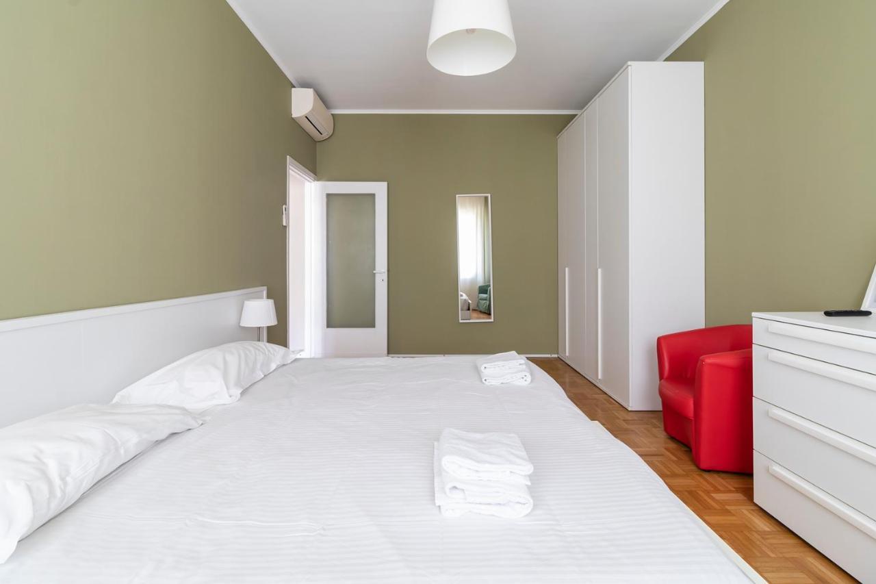 Altido Trendy Flat With Balcony, Easy Access To Milan Centre Leilighet Eksteriør bilde