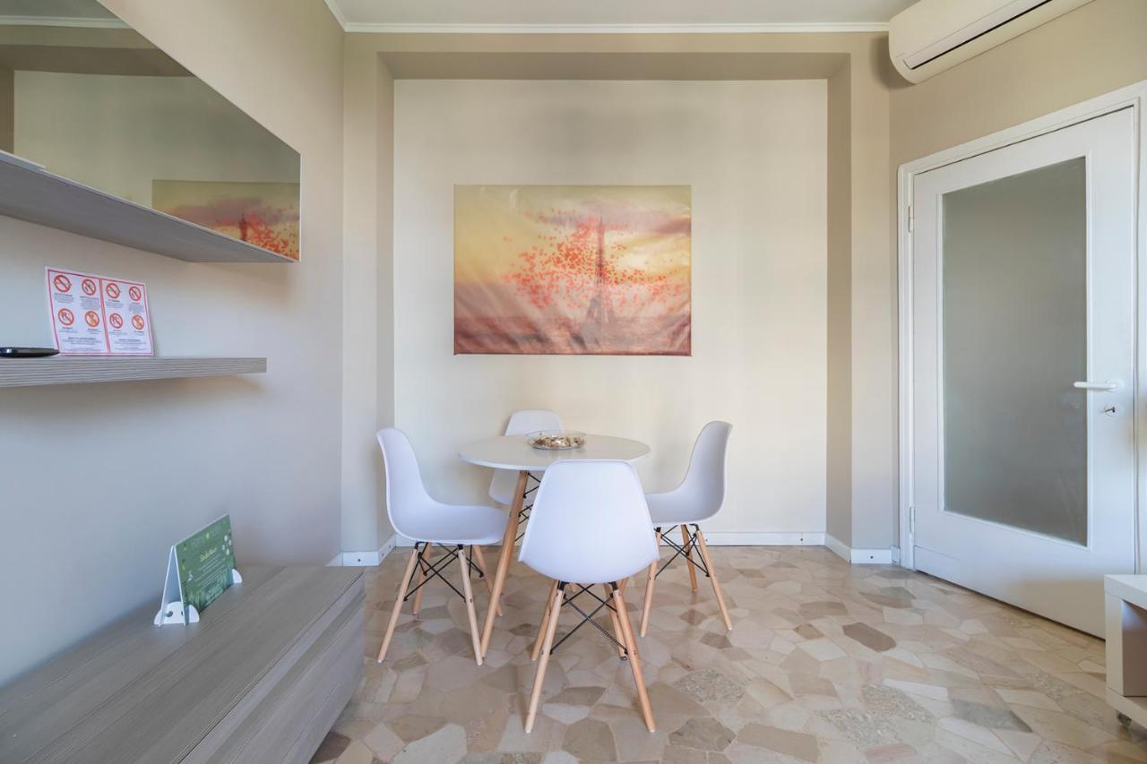Altido Trendy Flat With Balcony, Easy Access To Milan Centre Leilighet Eksteriør bilde
