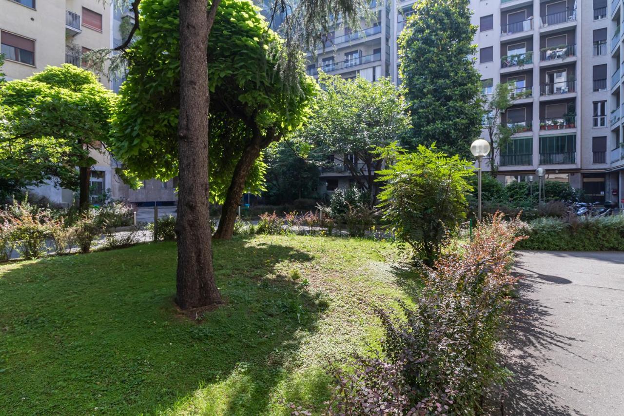 Altido Trendy Flat With Balcony, Easy Access To Milan Centre Leilighet Eksteriør bilde