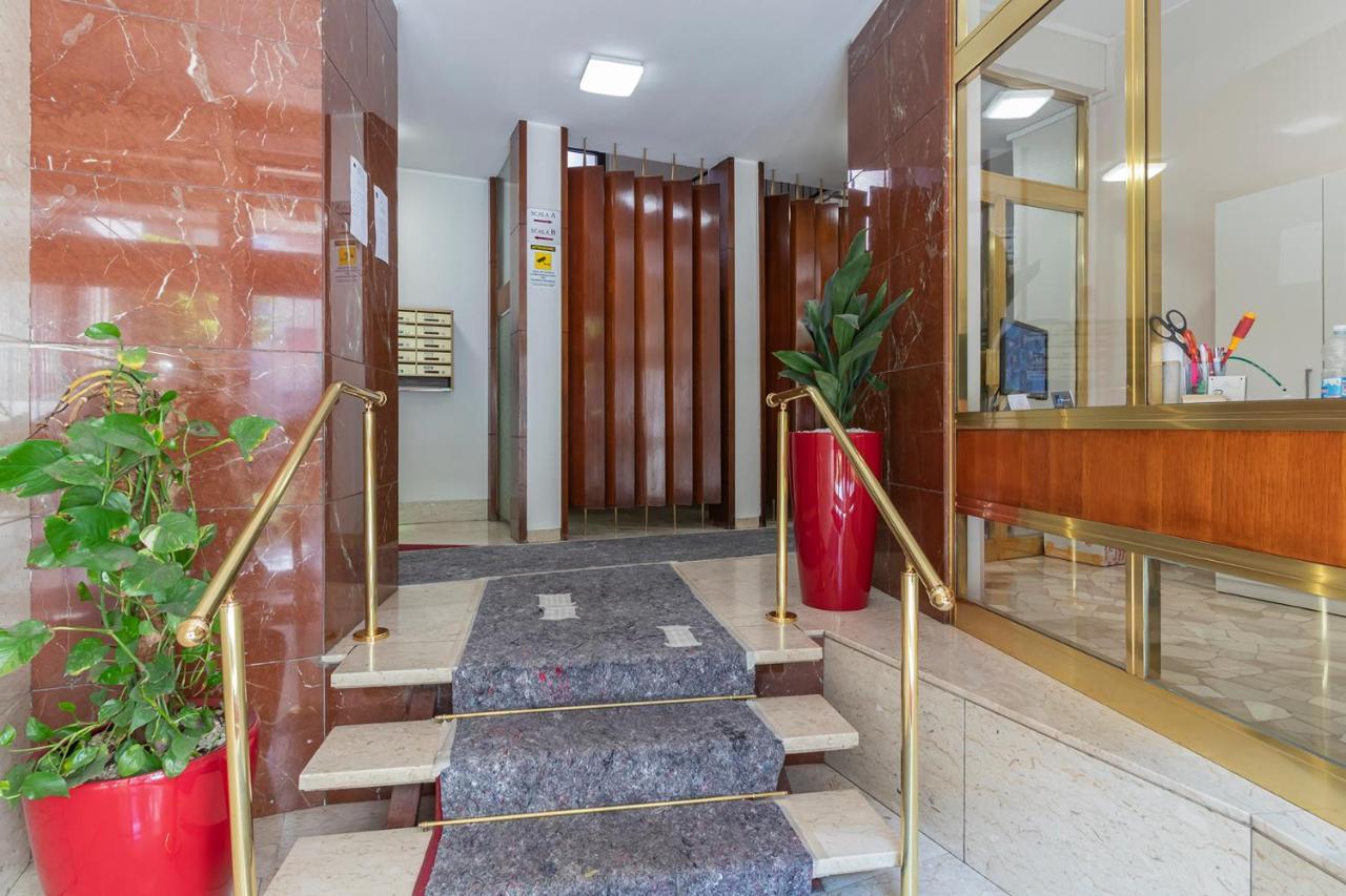 Altido Trendy Flat With Balcony, Easy Access To Milan Centre Leilighet Eksteriør bilde